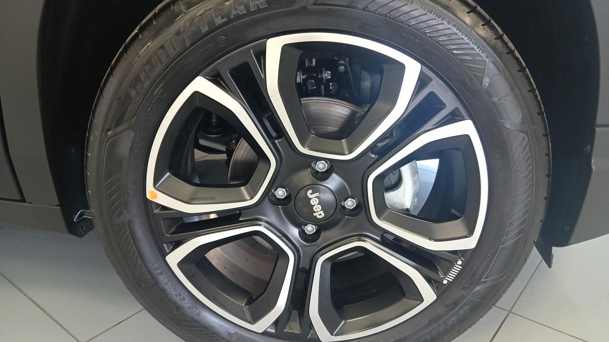 Jeep Avenger 1.2 Turbo 100 CV Summit